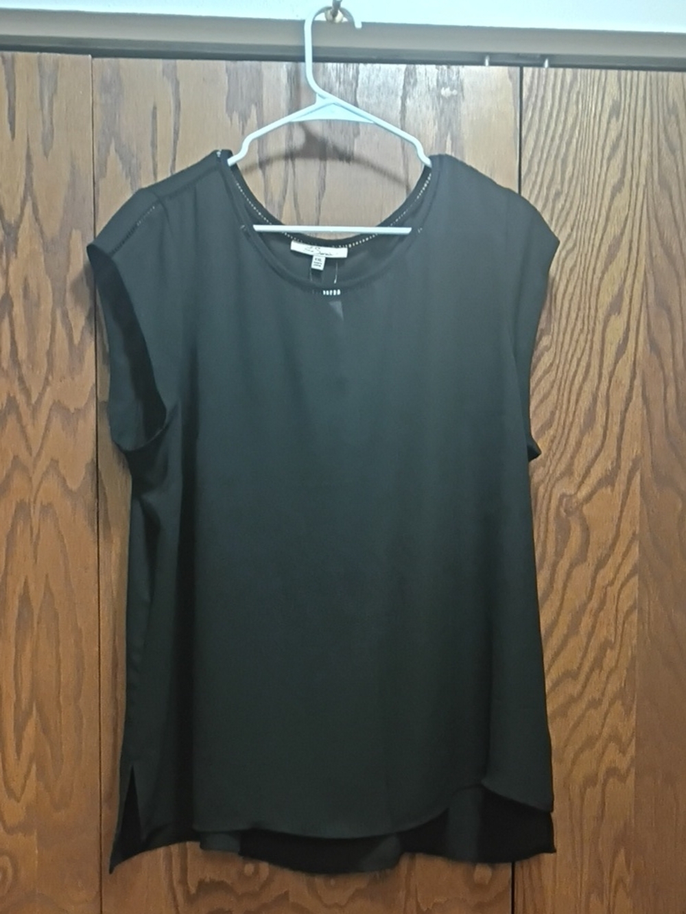 Stitch Fix Black Sleeveless Blouse - Women's Top